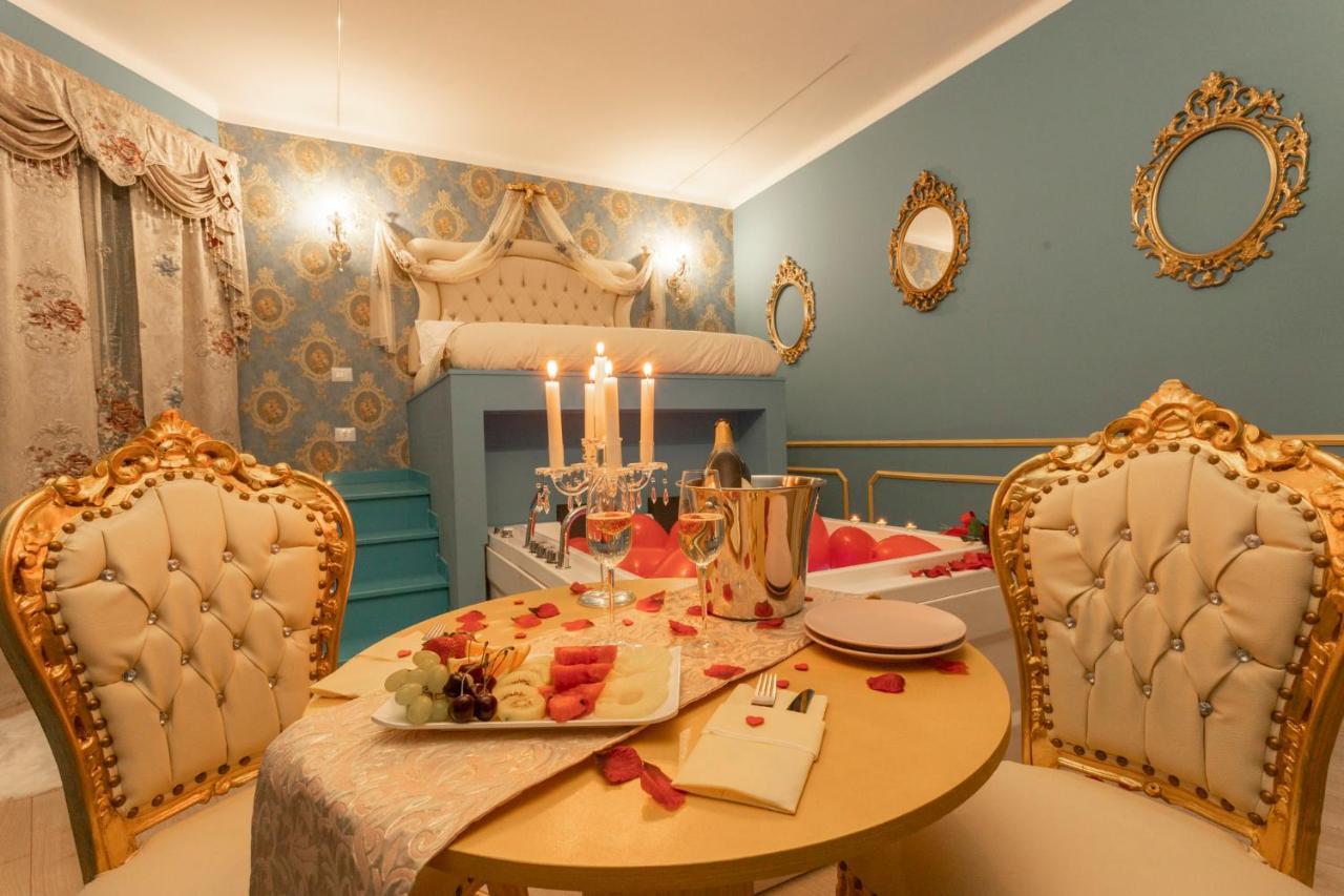 Love Suite Roma - Il Nido D'Amore, Rome